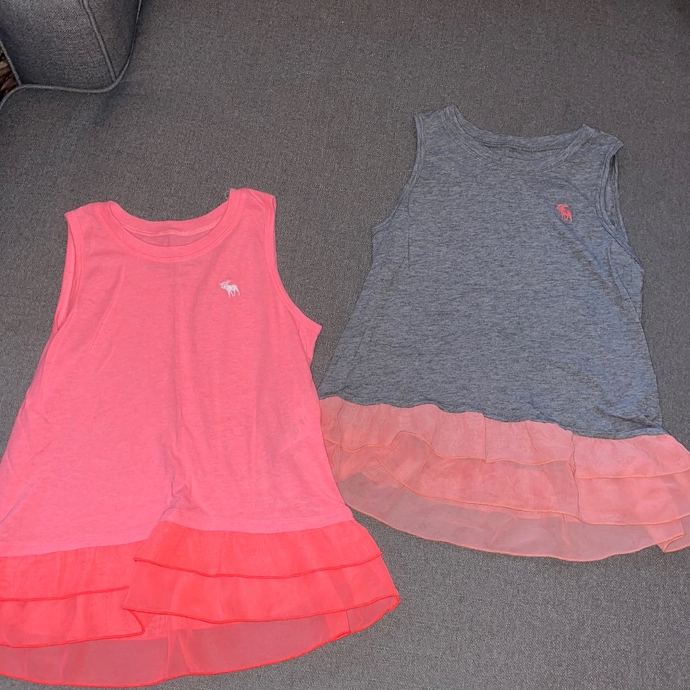 Abercrombie kids 9/10 lot of 2
